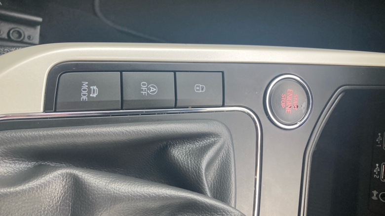 SEAT Arona 1.0 TSI 115 Xcellence Lux [EZ] 5dr DSG Petrol Hatchback